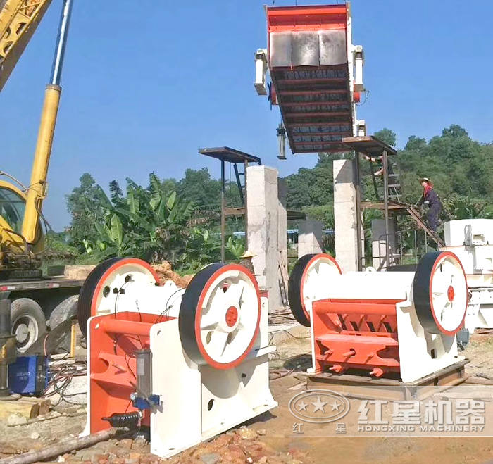 碎石場生產線顎式破碎機 碎石場生產線顎式破碎機