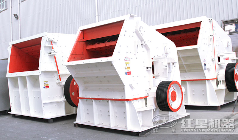 小型反擊碎石機(jī)