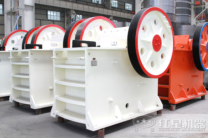 顎式破碎機(jī)廠家現(xiàn)貨圖