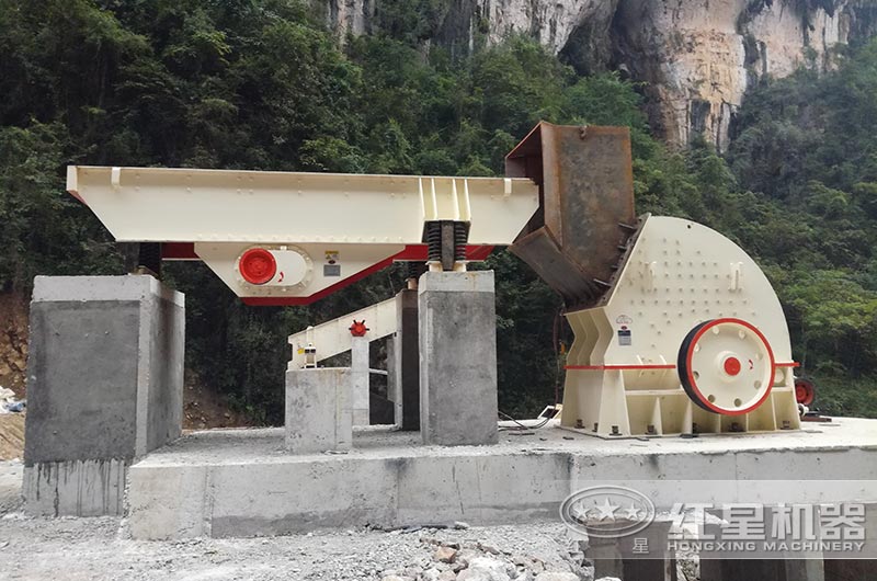 重錘式破碎機現場