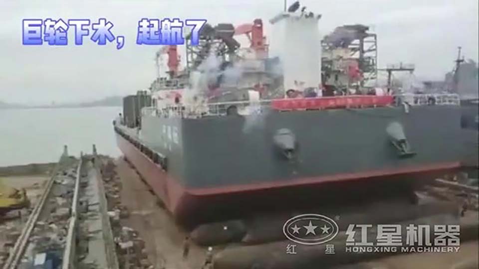 湖南船載砂石場_水上移動的制砂生產線