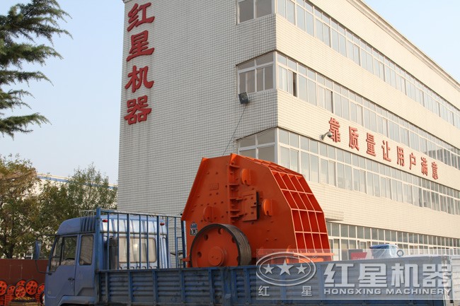大型重錘式打砂機發貨 大型重錘式打砂機發貨