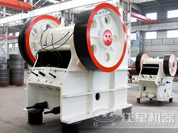 鄂式破碎機(jī) 鄂式破碎機(jī)