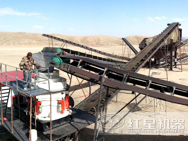 新型多缸液壓圓錐破碎機(jī)現(xiàn)場作業(yè)圖 新型多缸液壓圓錐破碎機(jī)現(xiàn)場作業(yè)圖