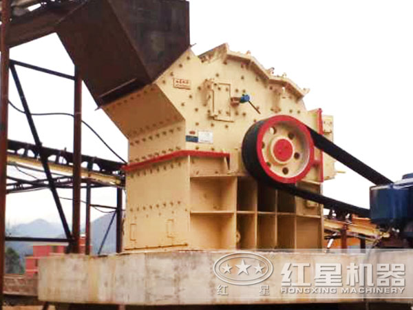砂石廠石灰巖1010細碎機現場作業圖
