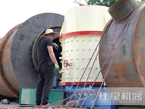 立式破碎機發貨