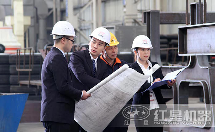 技術人員工作圖