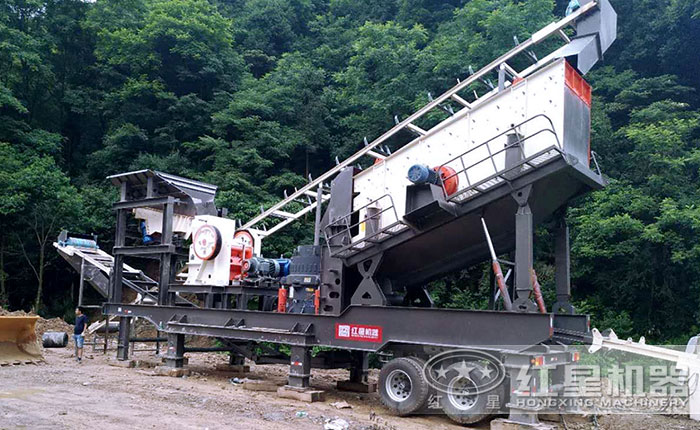 超大型四合一移動石頭破碎機